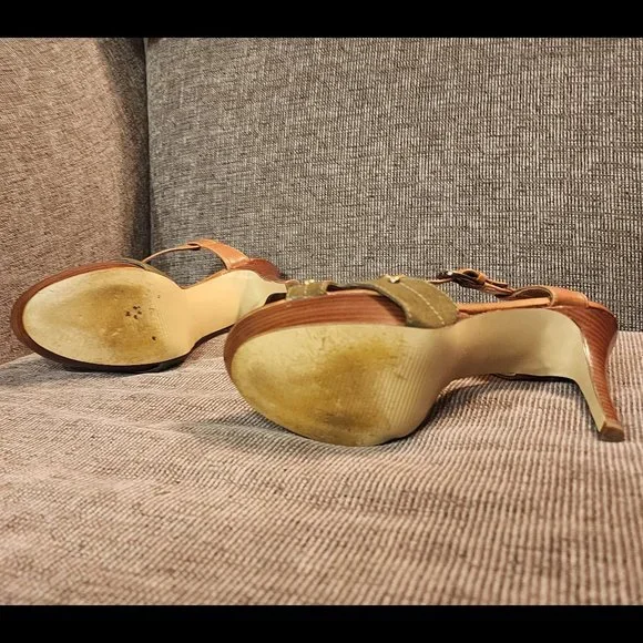 Guess High Heel Platform Sandals - Size 7 1/2 - Picture 4 of 4